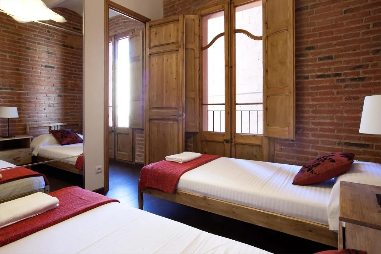 Bright Apartment Near Sagrada Familia برشلونة