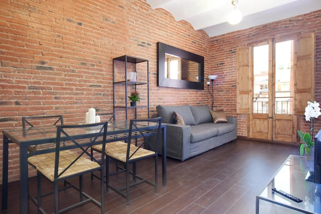 Bright Apartment Near Sagrada Familia برشلونة إسبانيا